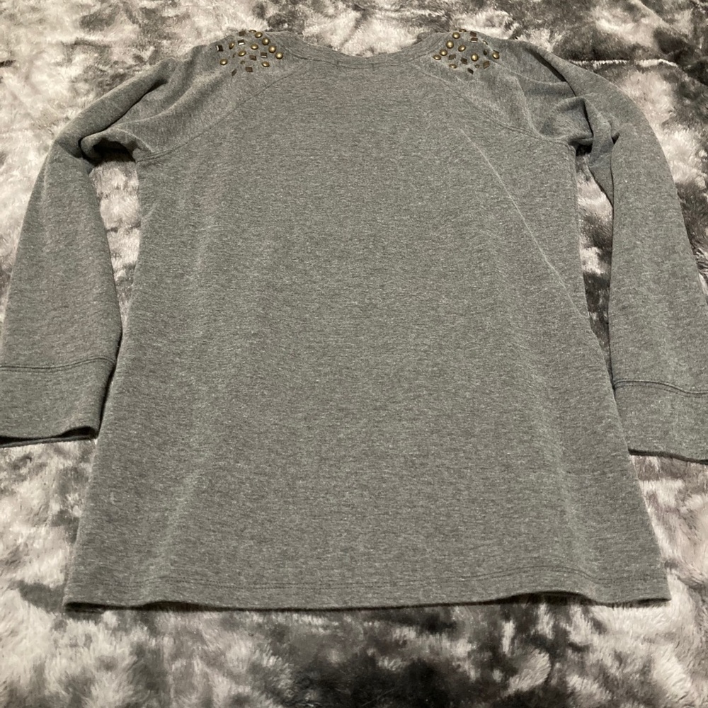 Sweater - Picture 4 of 4